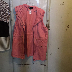 Plus Size Cargo Vest